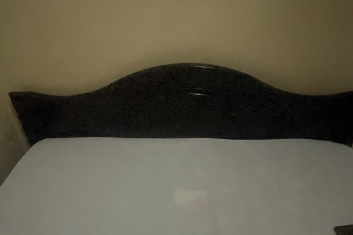 Room 2 of 23