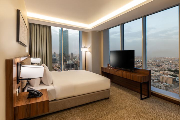 Room 17 of 50