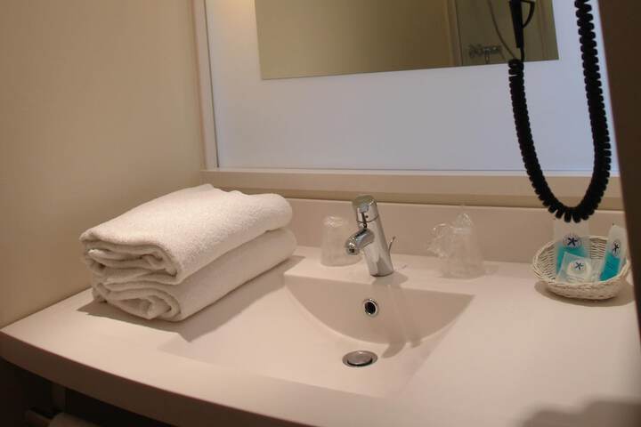 Room 15 of 59