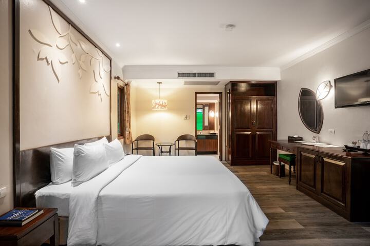 Room 16 of 71