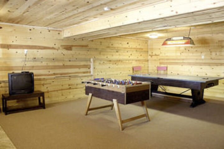 Room 5 of 13