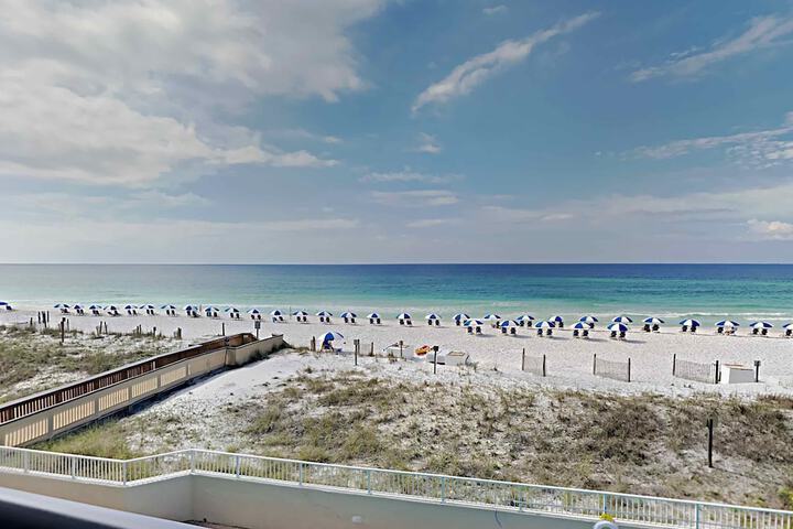 Beach 17 of 21