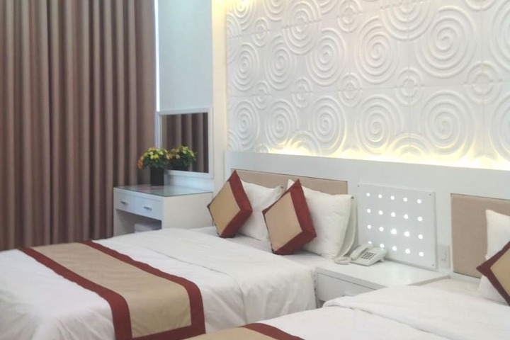 Room 3 of 24