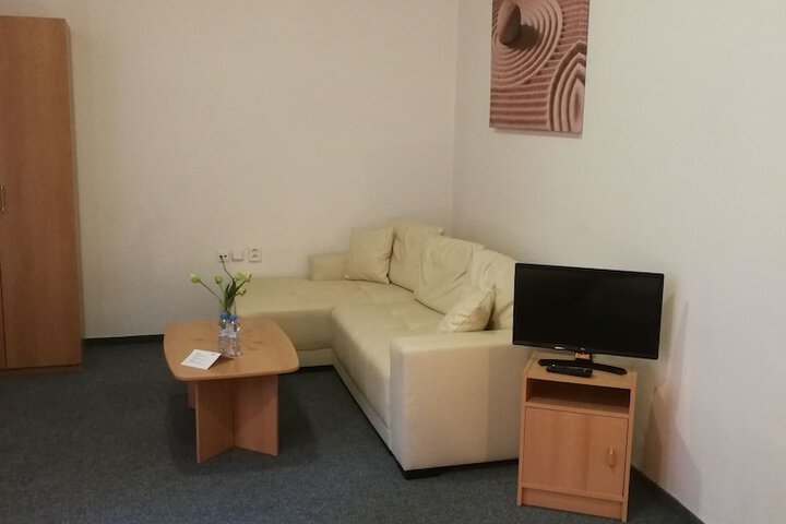 Room 20 of 84