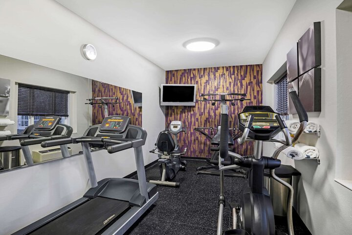 Health and Fitness 21 of 32