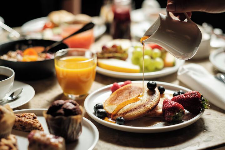 Breakfast/Coffee Service 79 of 102