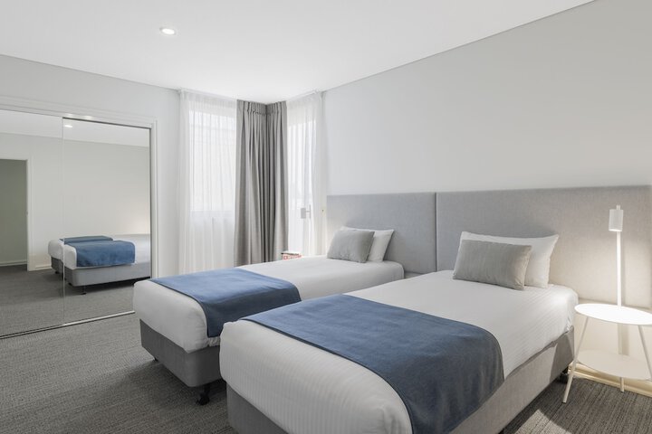 Room 7 of 35