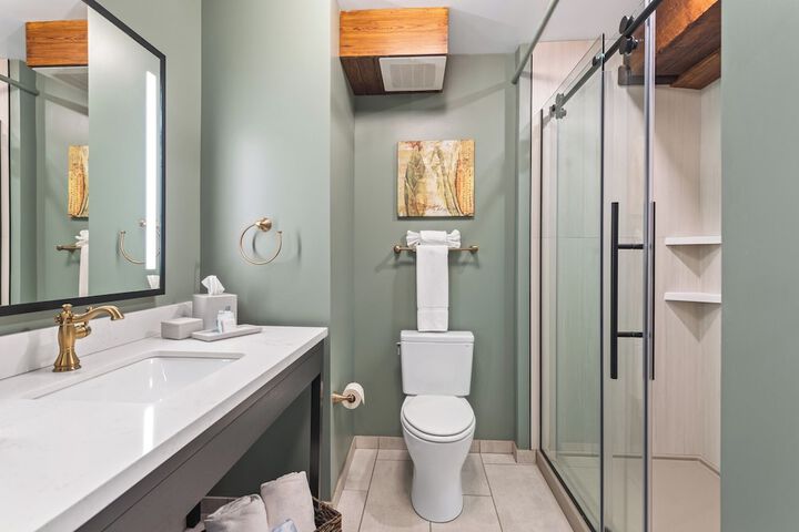 Bathroom shower