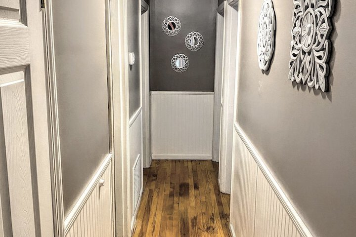 Room 46 of 150