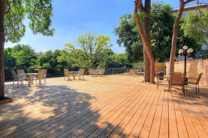 Terrace/Patio 22 of 37