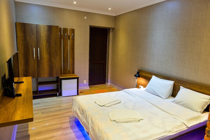 Room 10 of 46