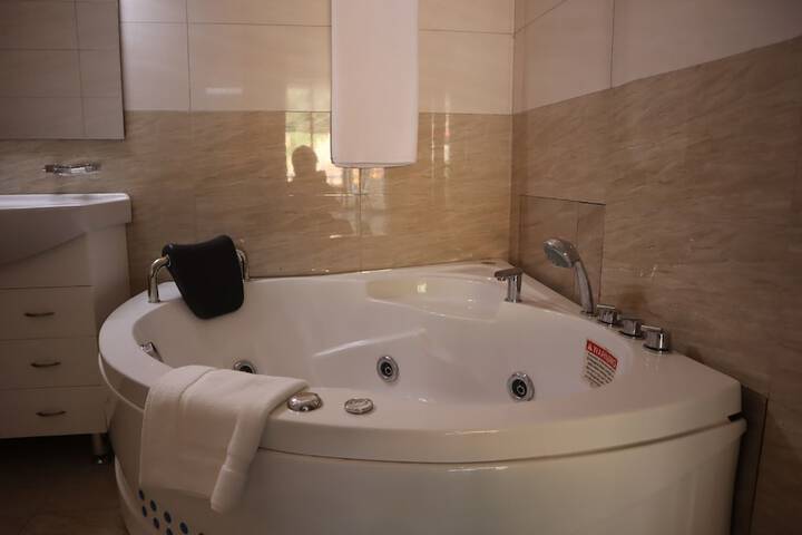 Room 42 of 63