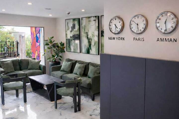 B Suites Boutique Hotel