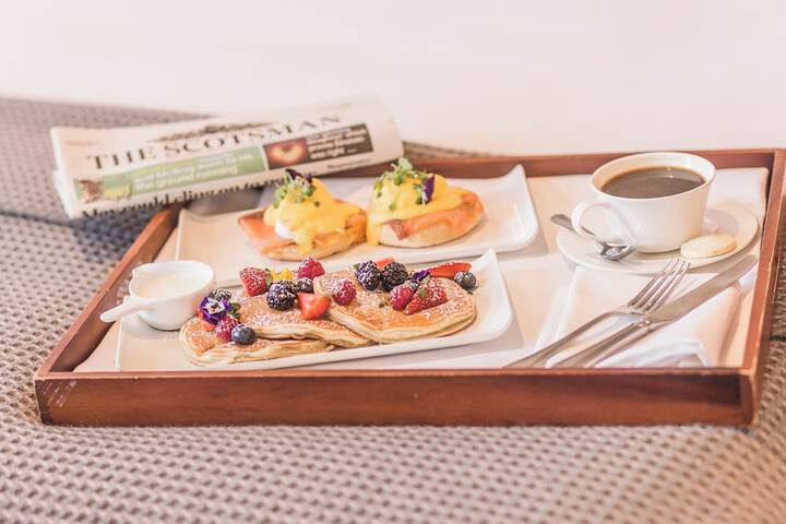 Breakfast/Coffee Service 196 of 242