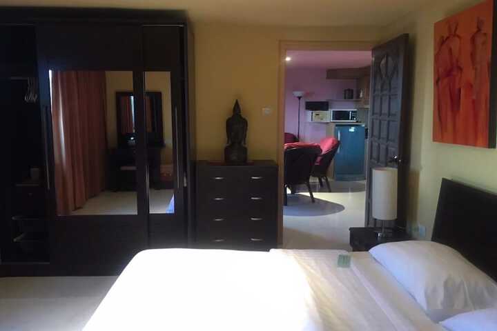 Room 14 of 52