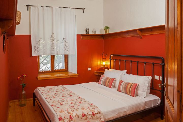 Room 22 of 80