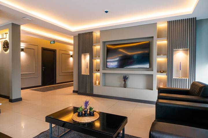 Room 26 of 28