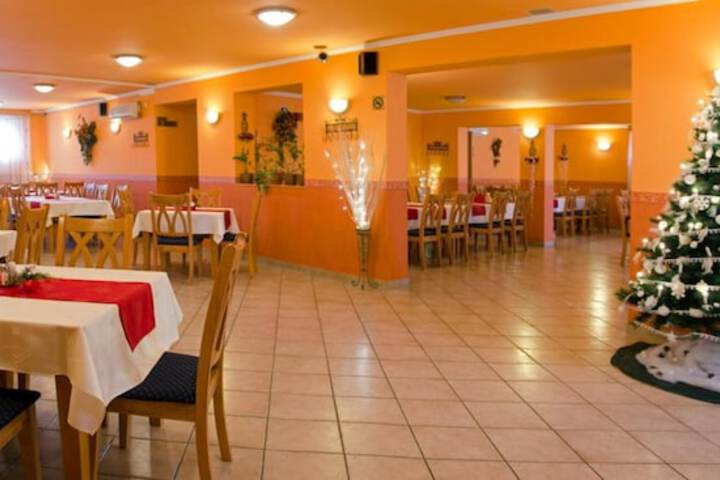 Dining Photos