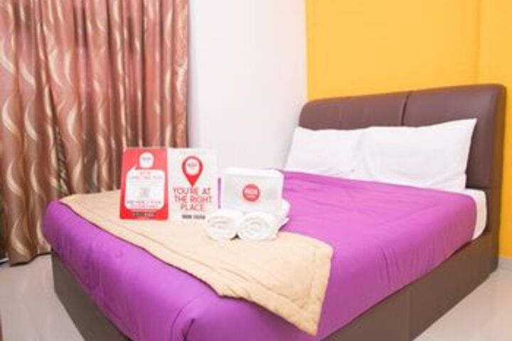 Room 6 of 24