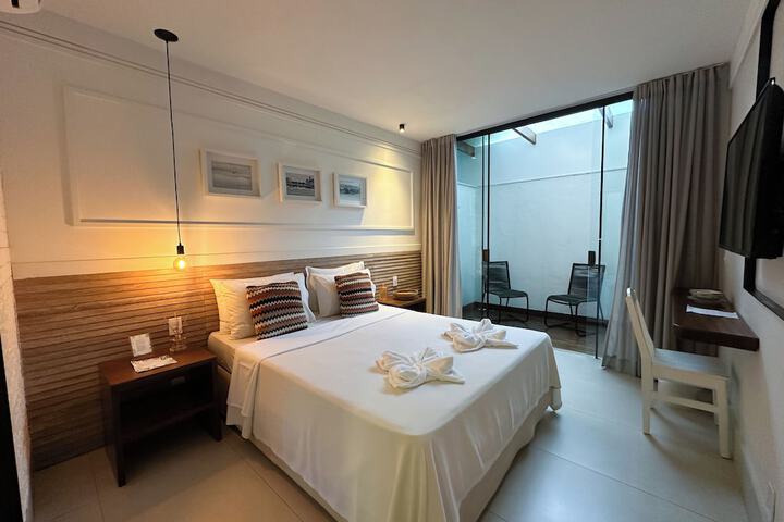 Room 14 of 80