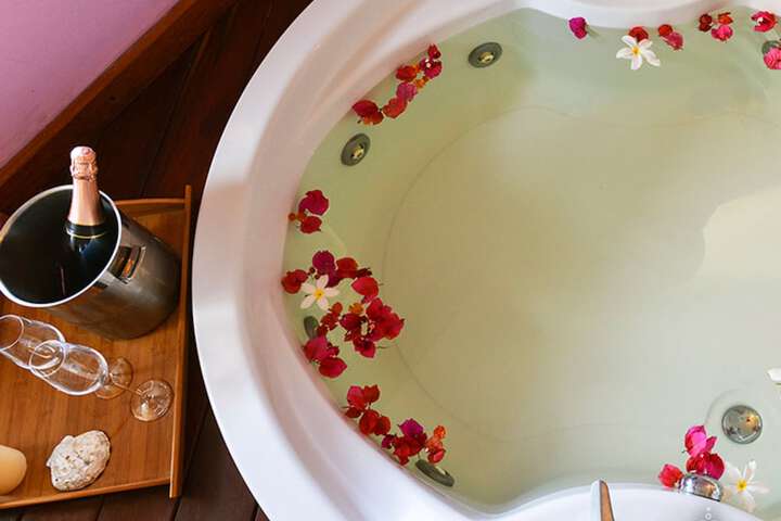 Hot Tub 21 of 47