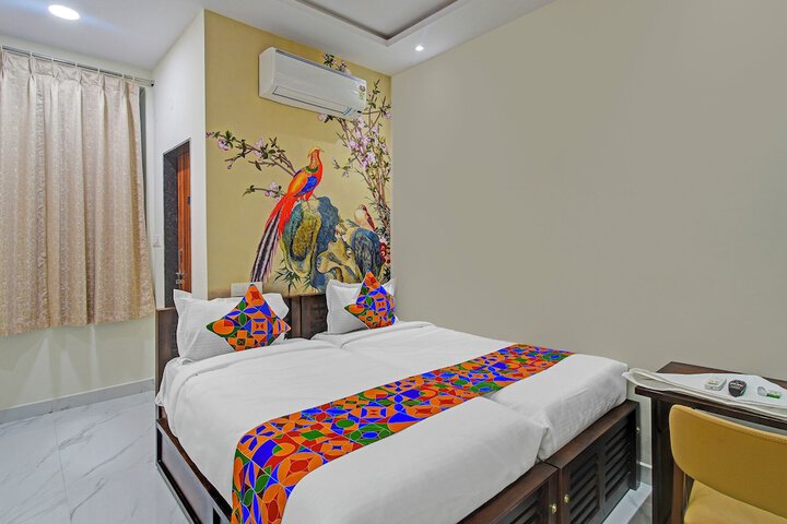 Room 18 of 29