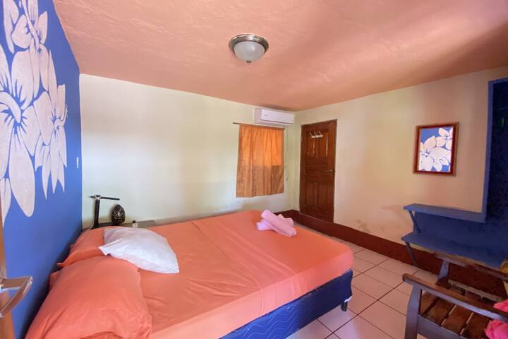 Room 16 of 65