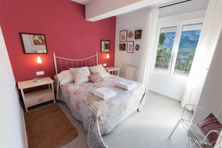 Room 3 of 14