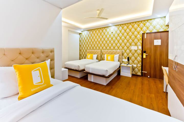 Room 8 of 40