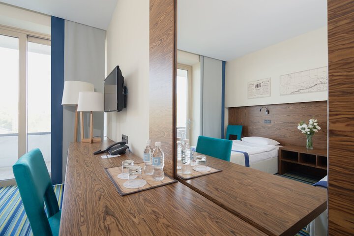 Room 13 of 75