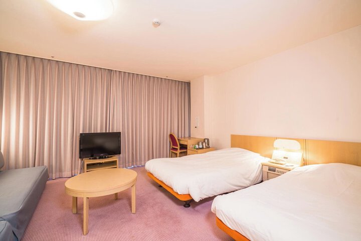 Room 20 of 257