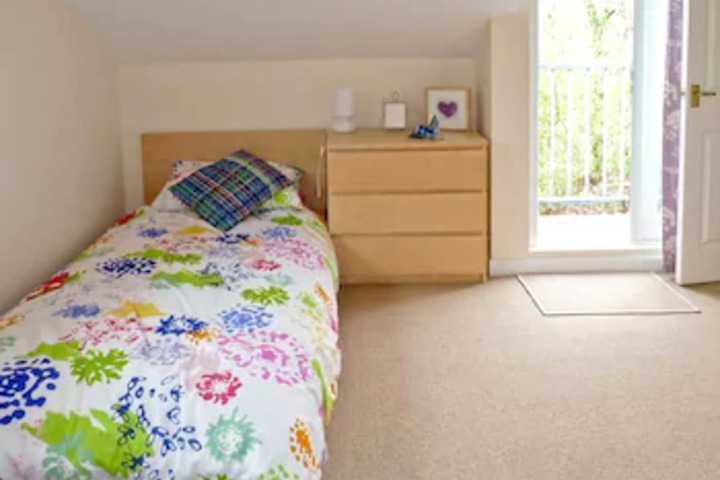 Room 3 of 4