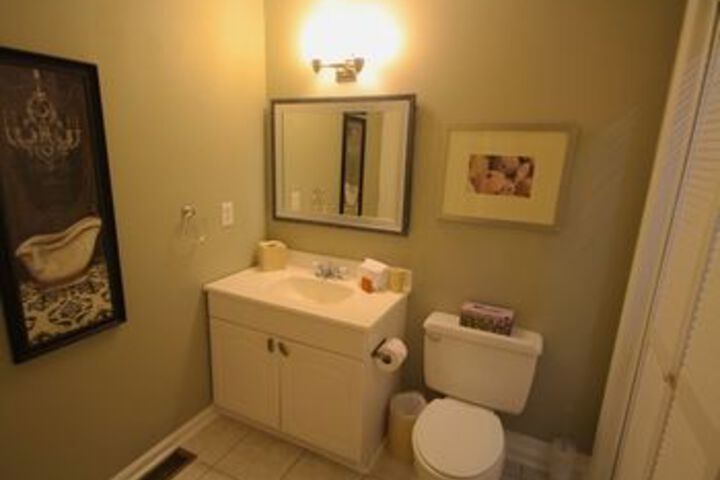 Room 14 of 76