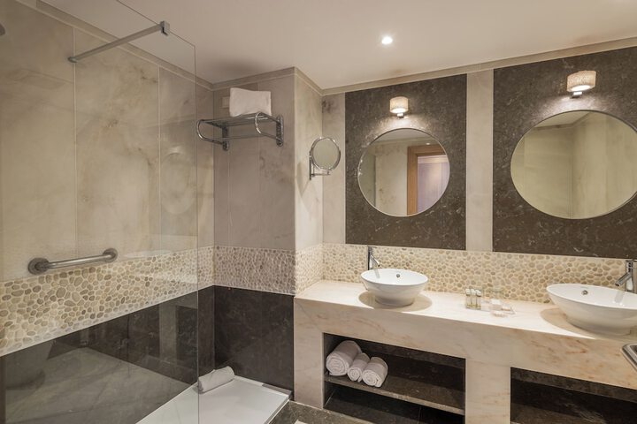Bathroom Interior Photo