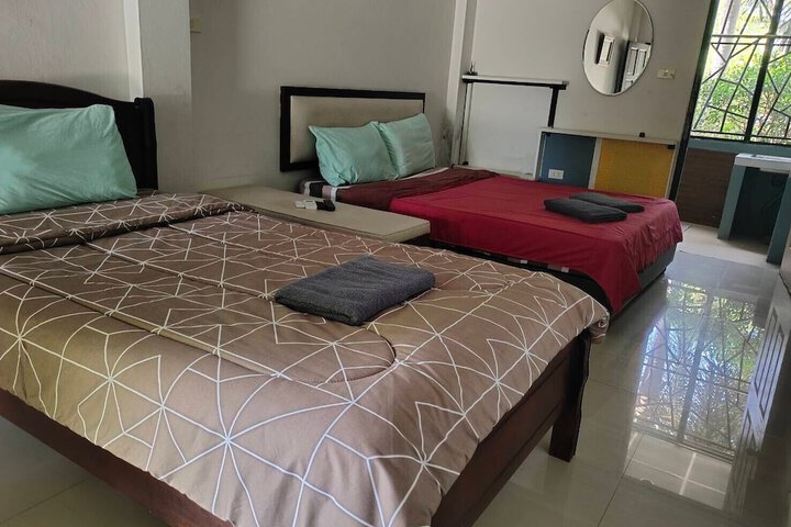 Room 37 of 195