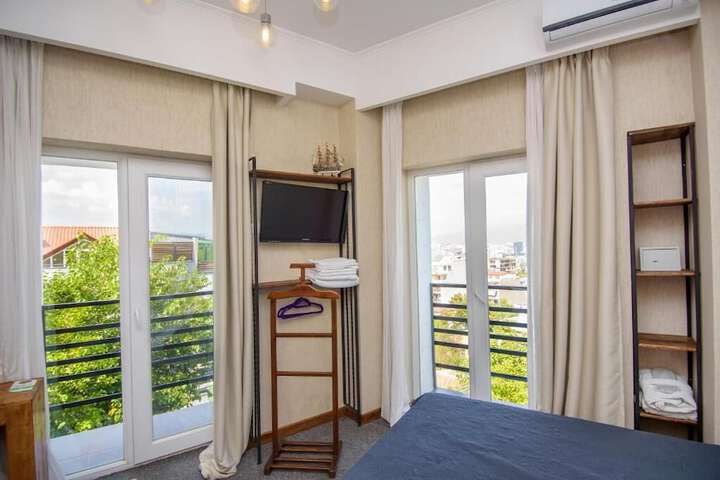 Room 3 of 50