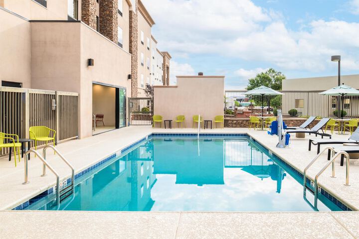 Pool 37 of 57
