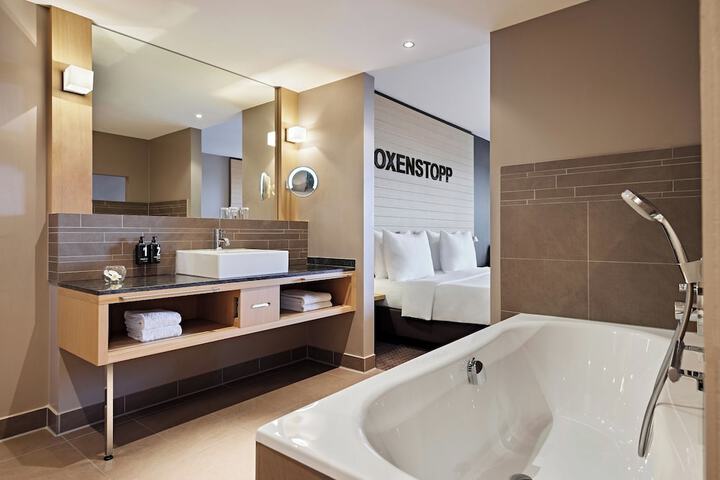 Room 21 of 51