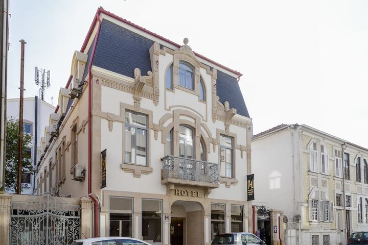 Porto Domus Hotel