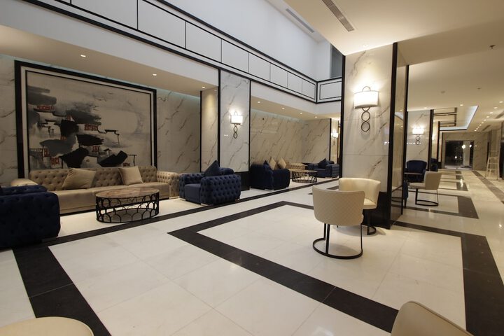 Hotel Interior 4 of 37