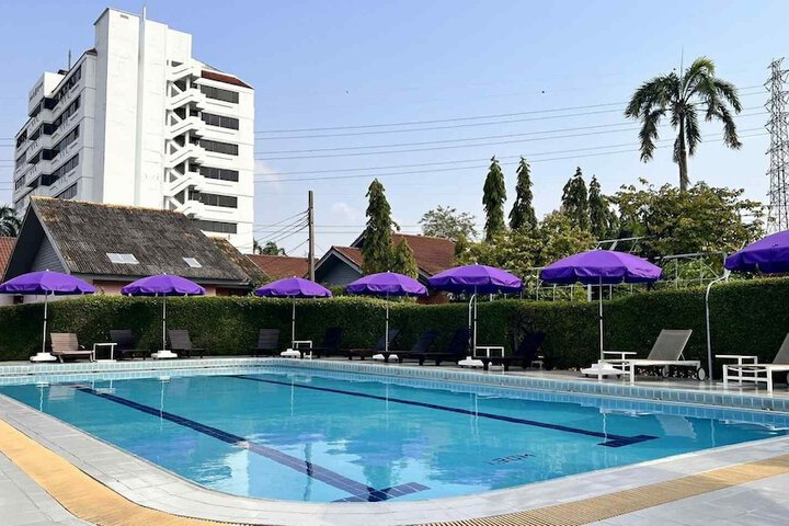 Pool 86 of 159