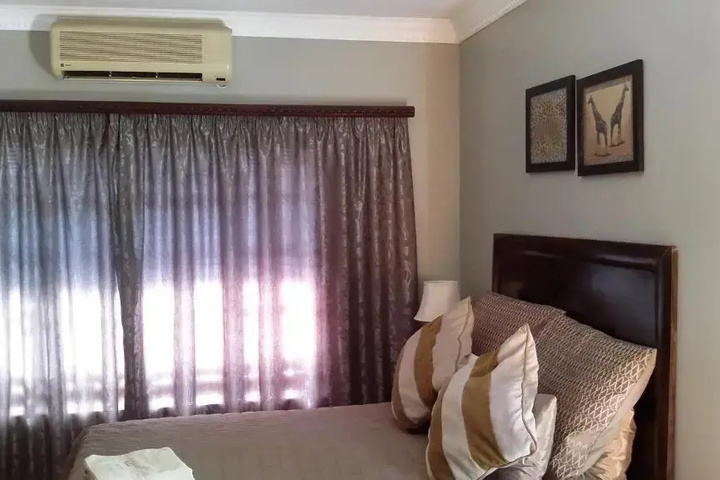 Room 3 of 4