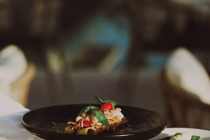 Dining 51 of 70