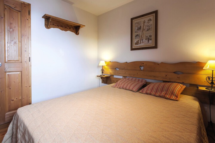 Room 6 of 26