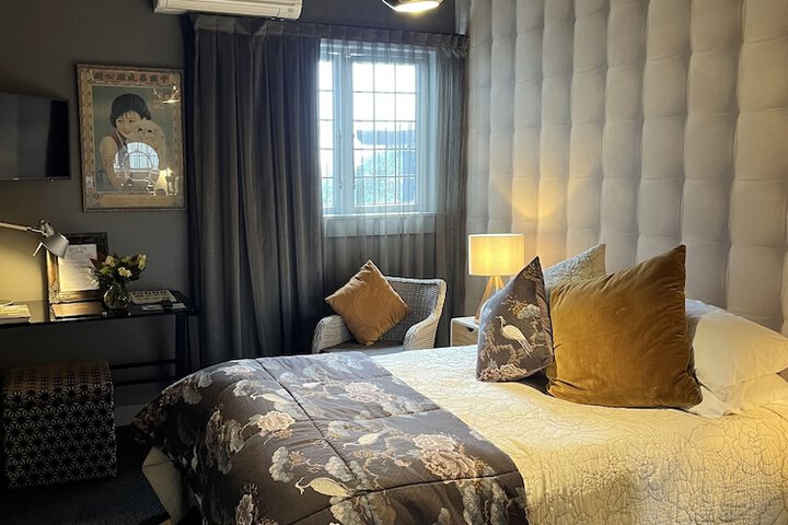 Room 5 of 40