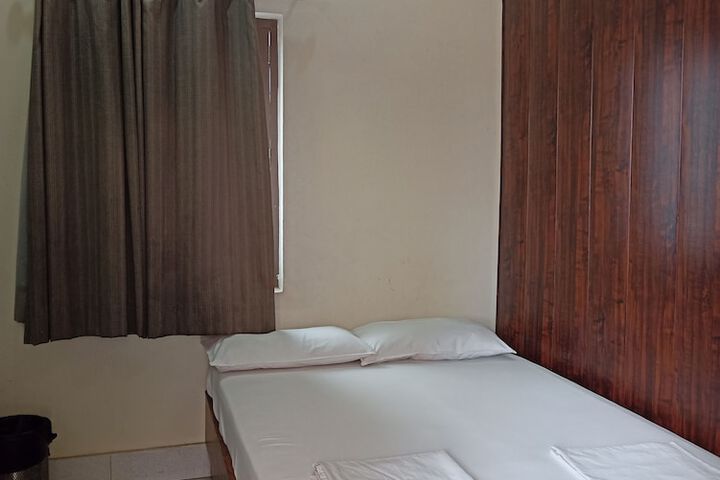 Room 15 of 79