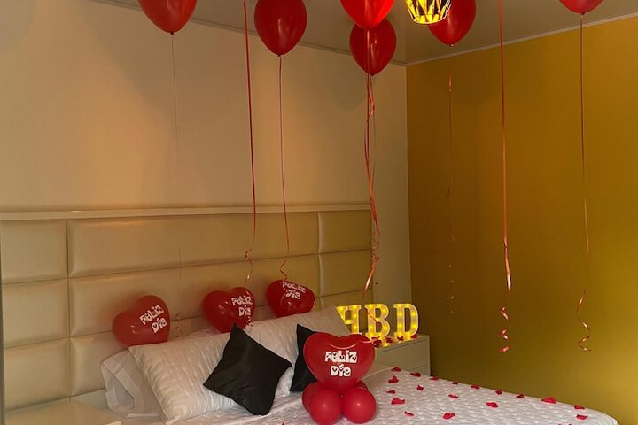 Room 3 of 7
