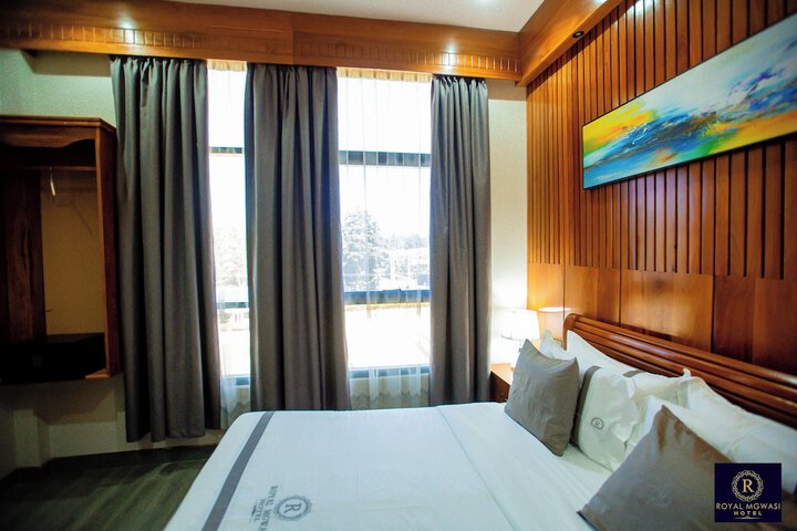 Room 36 of 79