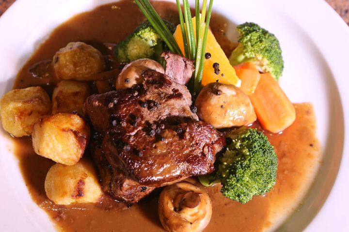 Dining 42 of 60