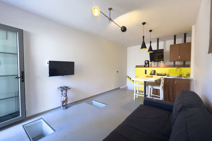 Room 45 of 131